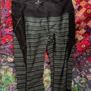 Athleta capri leggings size medium